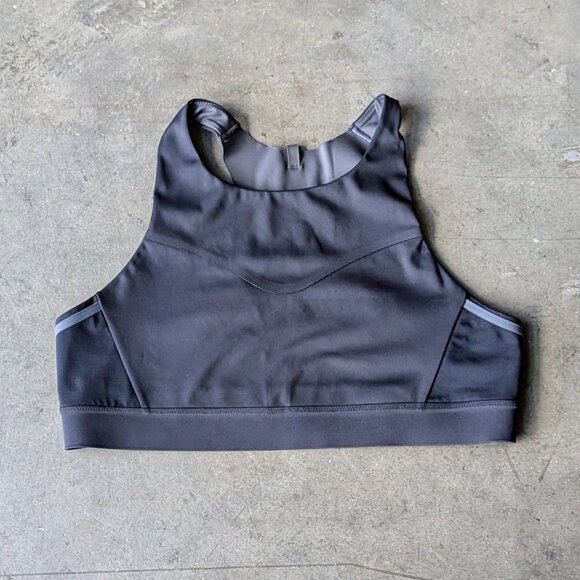 Brooks Running 3 Pocket Sports Bra in Black size 38A/B - Picture 1 of 11